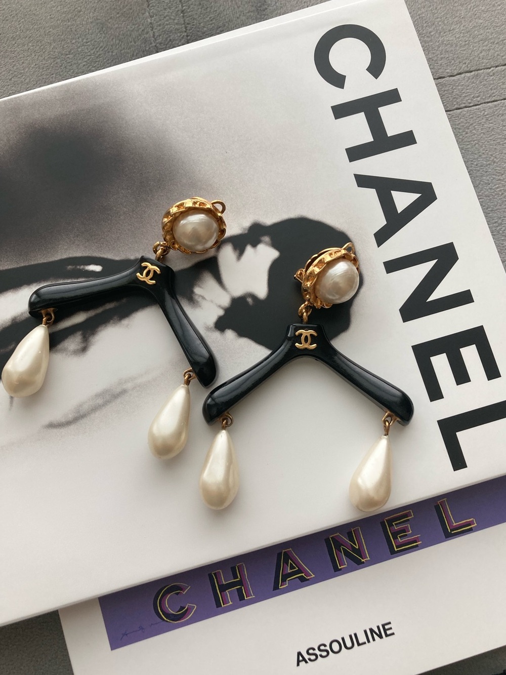 CHANEL Black Hanger Earrings with Gold & Pearl Drops - Picture 1 of 16